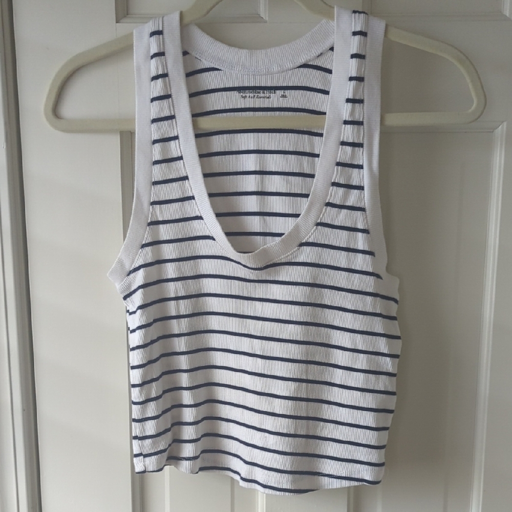 Abercrombie & Fitch White and Black Sleeveless Crop Tank Top
